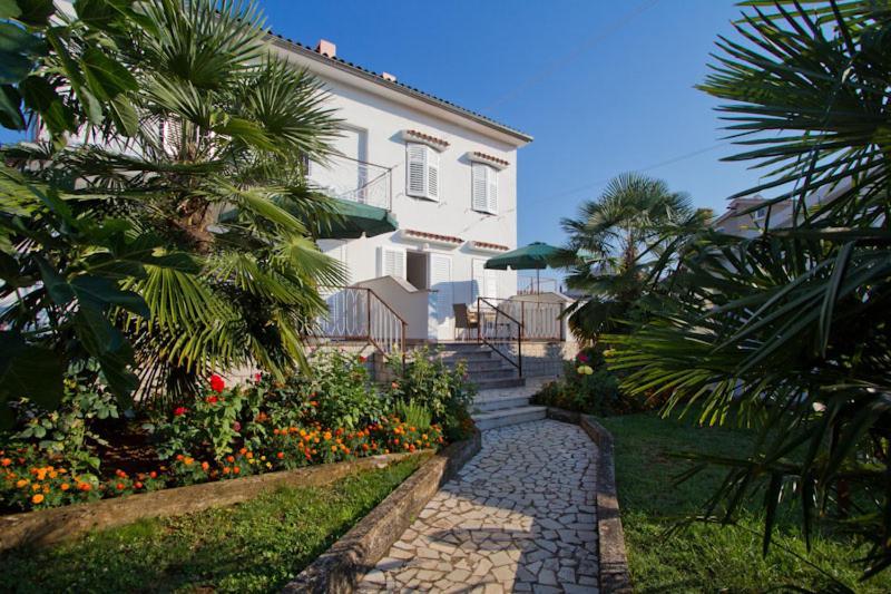 Vila Renato Porec Bagian luar foto
