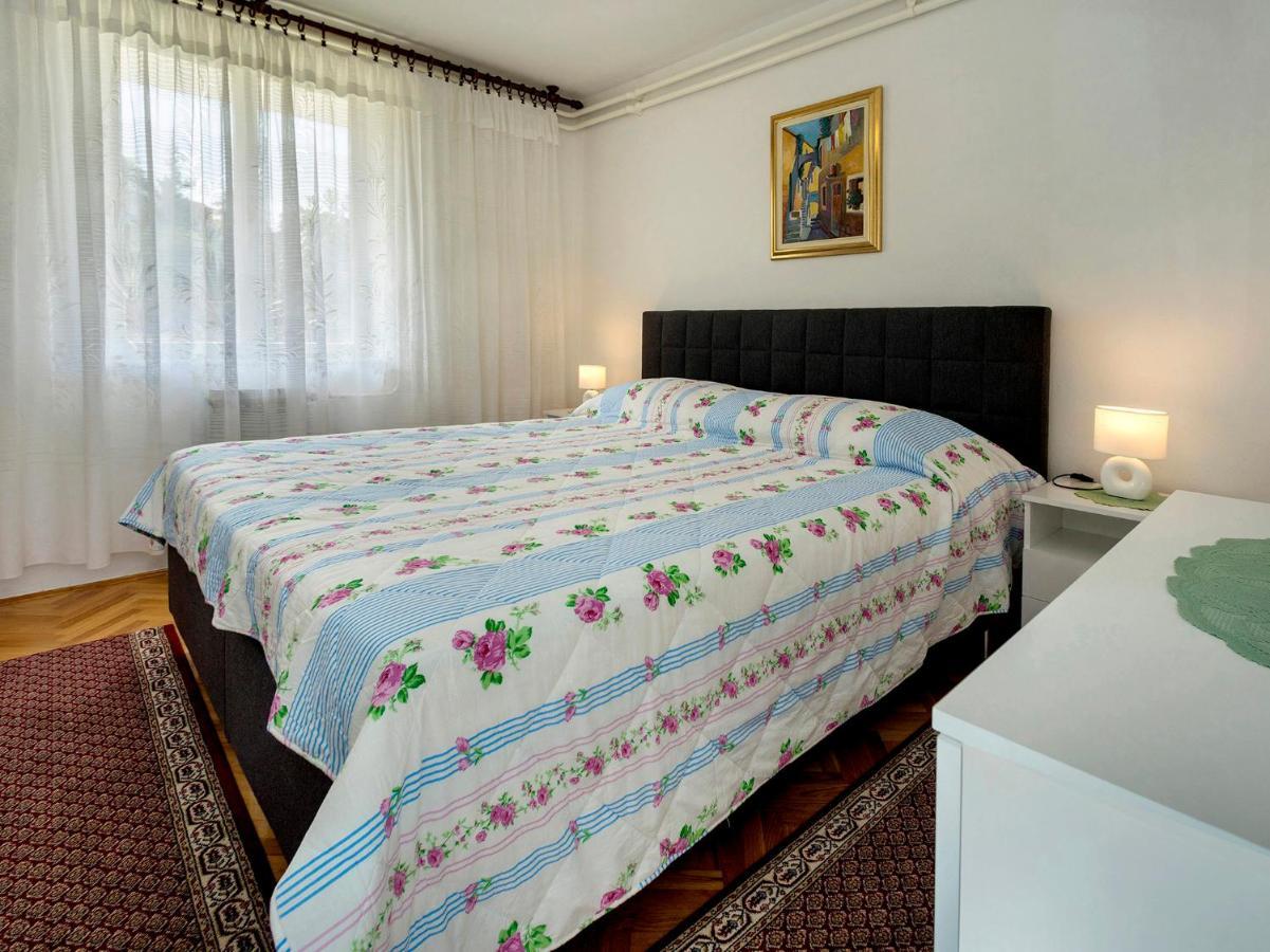 Vila Renato Porec Bagian luar foto