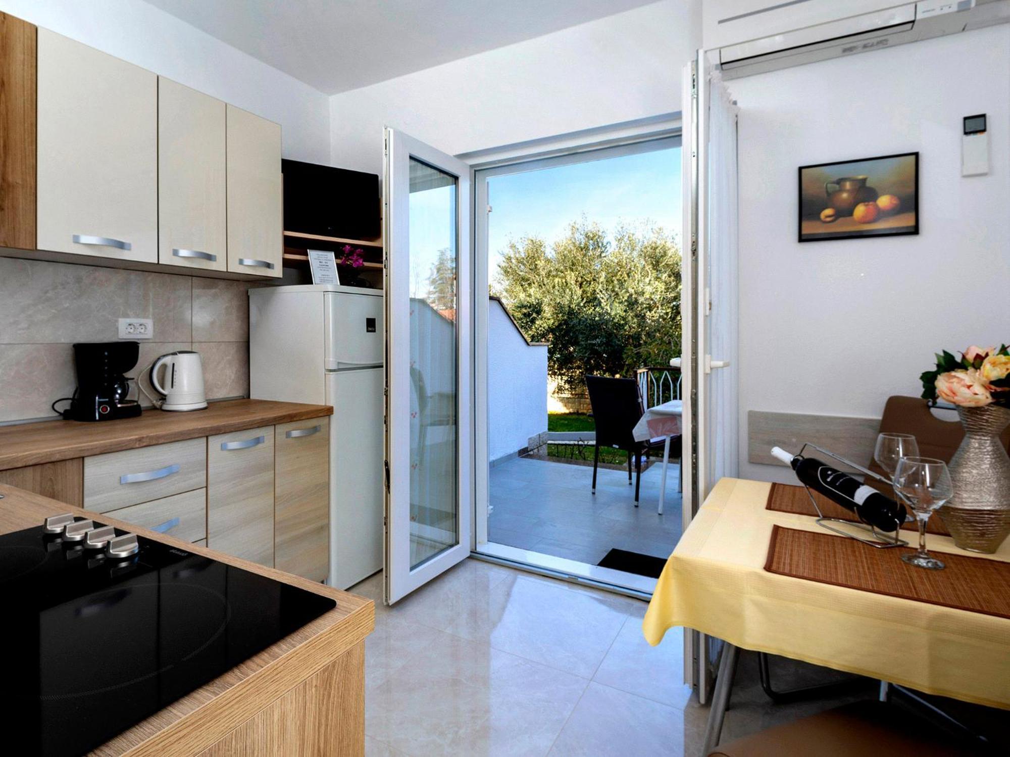 Vila Renato Porec Bagian luar foto