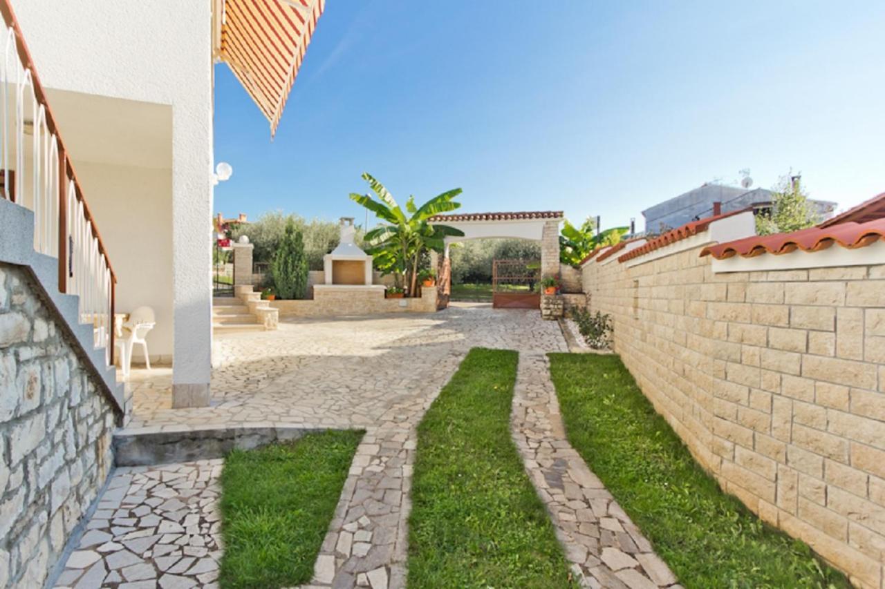 Vila Renato Porec Bagian luar foto
